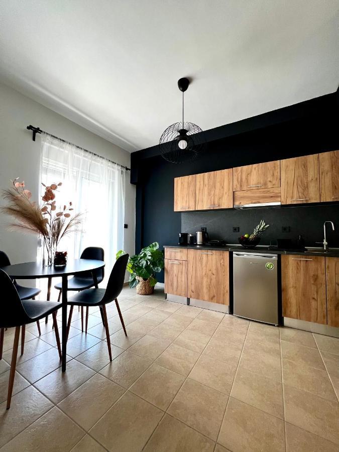 Downtown Apartments Rhodes City Eksteriør billede